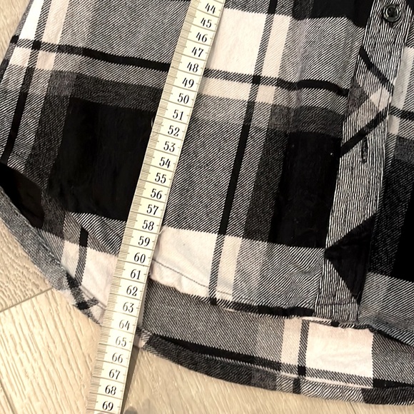 Plaid button down shirt - Picture 5 of 5